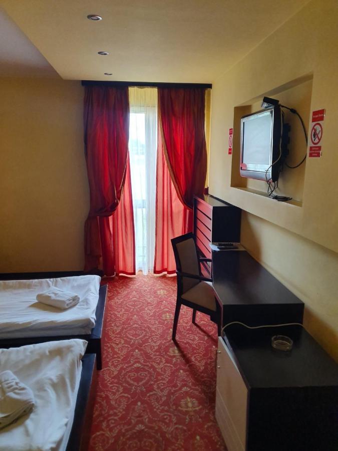 Hotel Sajam Novi Sad Exterior foto