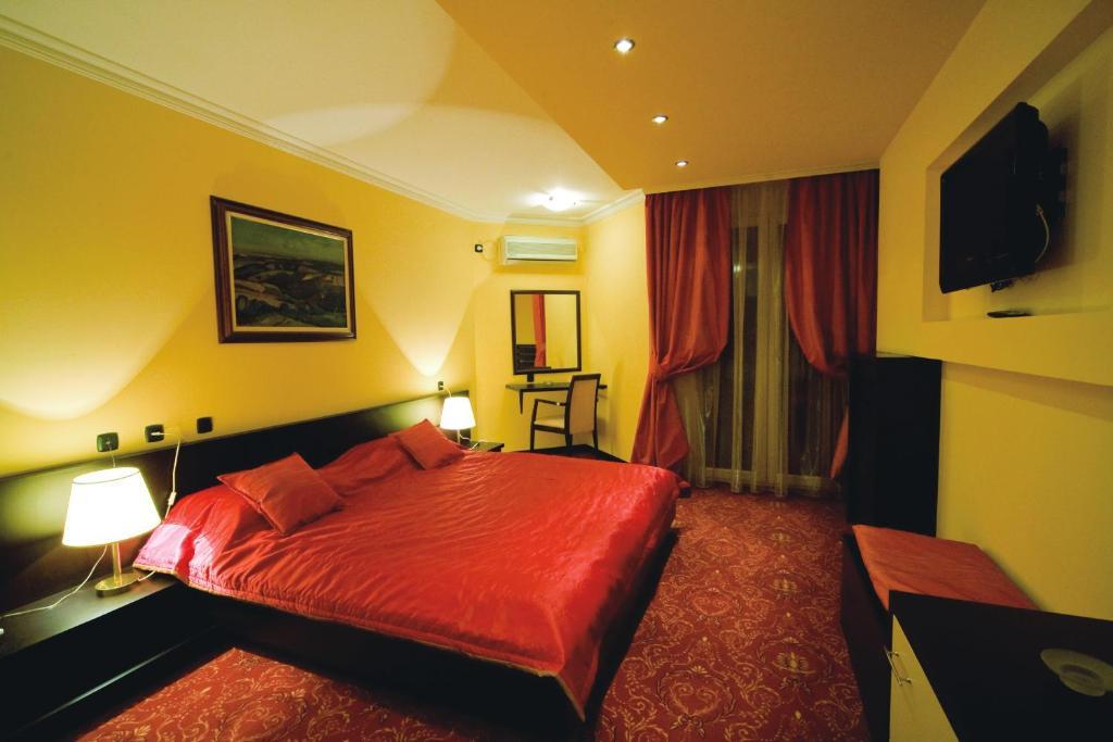 Hotel Sajam Novi Sad Habitación foto